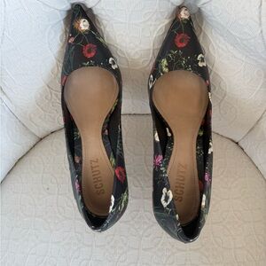 Schutz Women's Black Floral Pumps